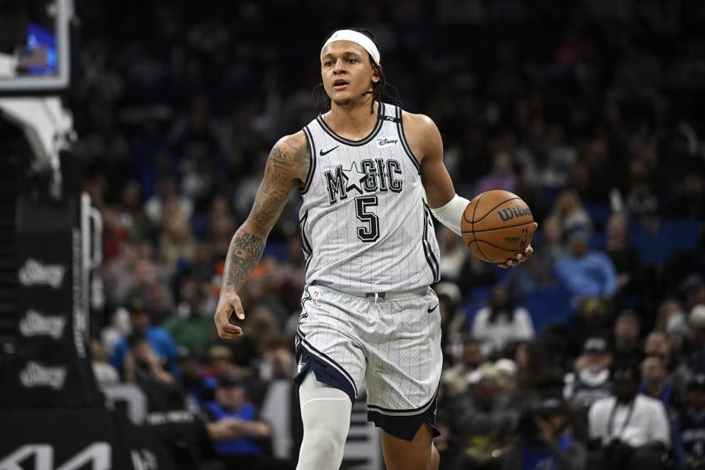 魔术队近期战绩下滑，球员状态低迷