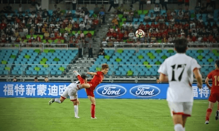 包含横滨FC击败黑龙江FC，争夺资格路途艰辛！的词条